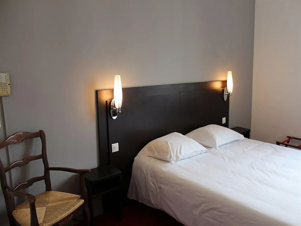 Hotel Bleu Riviera Cagnes-sur-Mer 3*,